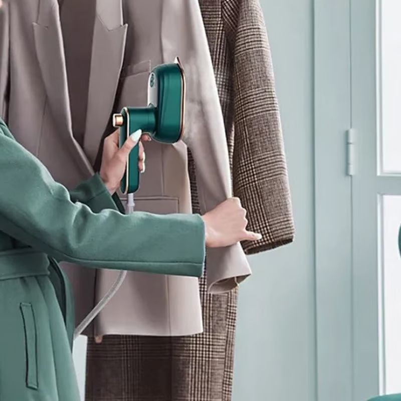 🔥Limited Time Sale🔥🎁 Portable Mini Electric Garment Iron